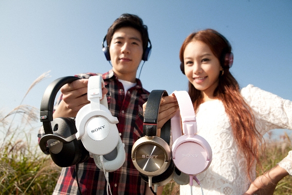 Sony MDR-ZX 700